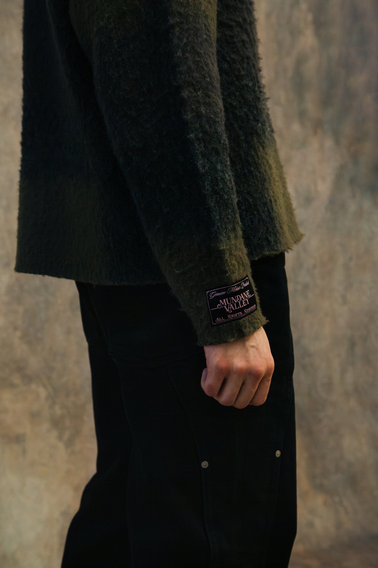 Pull ras du cou en tricot brossé